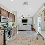 Stunning 4Br Getaway W Pool, Hot Tub, & Firepit