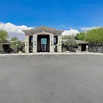 Luxury Apartment Oasis Extended Stays