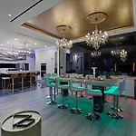 Luxury 4000 Sqft Penthouse At Palms Place 56 Floor