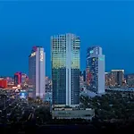Studio With Stunning Views Balcony Access 23303