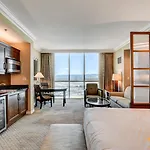 Mgm Signature-23-606 Jacuzzi Studio