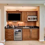 Mgm Signature-23-606 Jacuzzi Studio