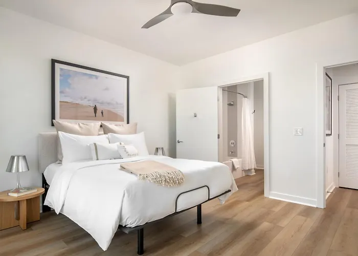 Executive 2 Bedroom Ariva Apartment