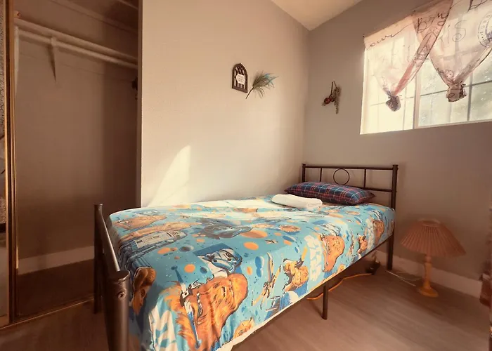 Las Vegas Simple Bed Share Room