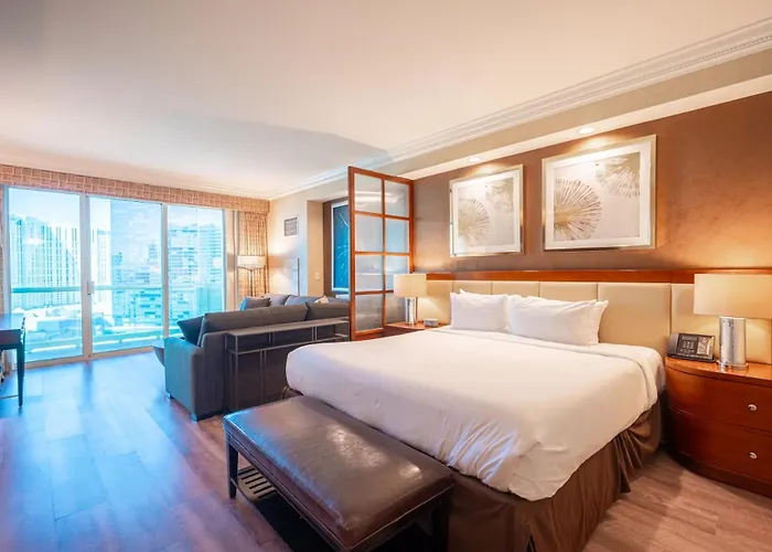 No Resort Fee Stripview Balcony+ Free Valet+ Pool