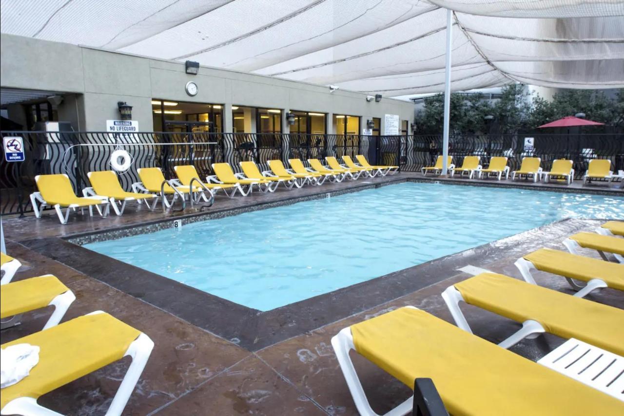 Together On The Strip - 2 Bedroom 1124 Apartment *
