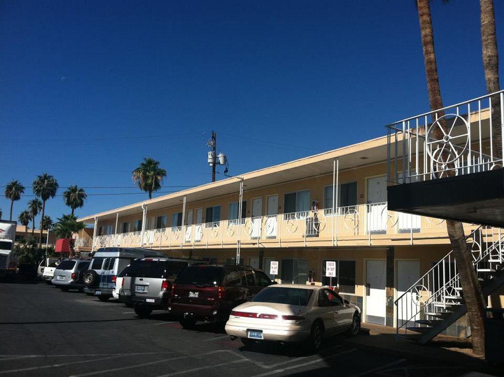 Hotel Econo 2*