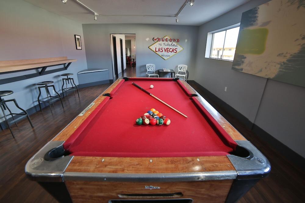 Vegas (adults Only) Hostel *