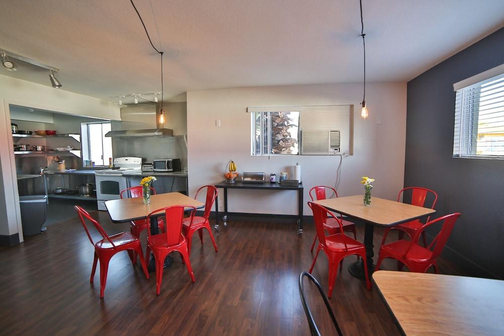Hostel Vegas (adults Only)