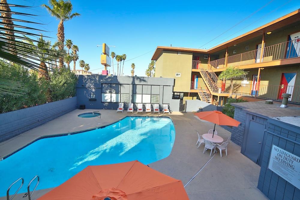 Vegas (adults Only) Hostel *