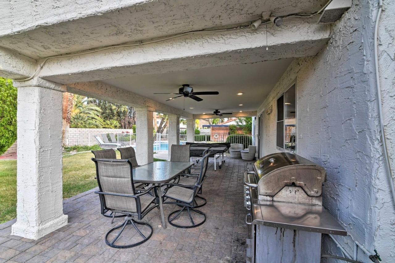 Holiday home House With Pool And Hot Tub - 1 Mi To Strip! Las Vegas