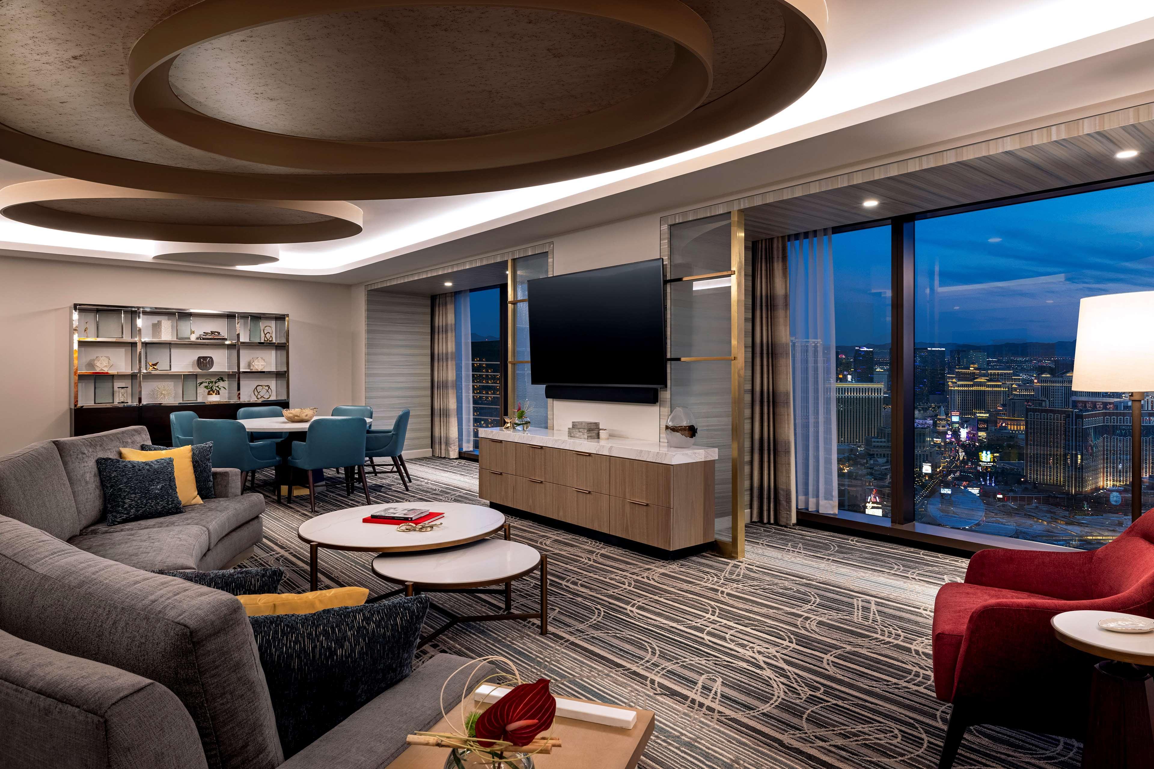 Resort Conrad Vegas At World 5*