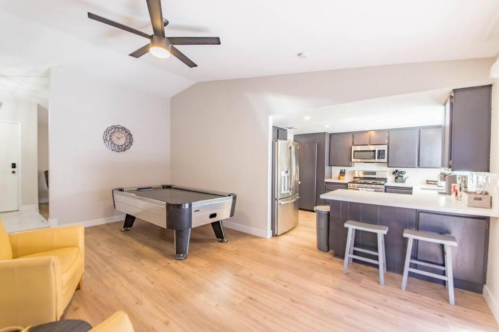 Holiday home Stunning Renovated Home, Pool And Heated *