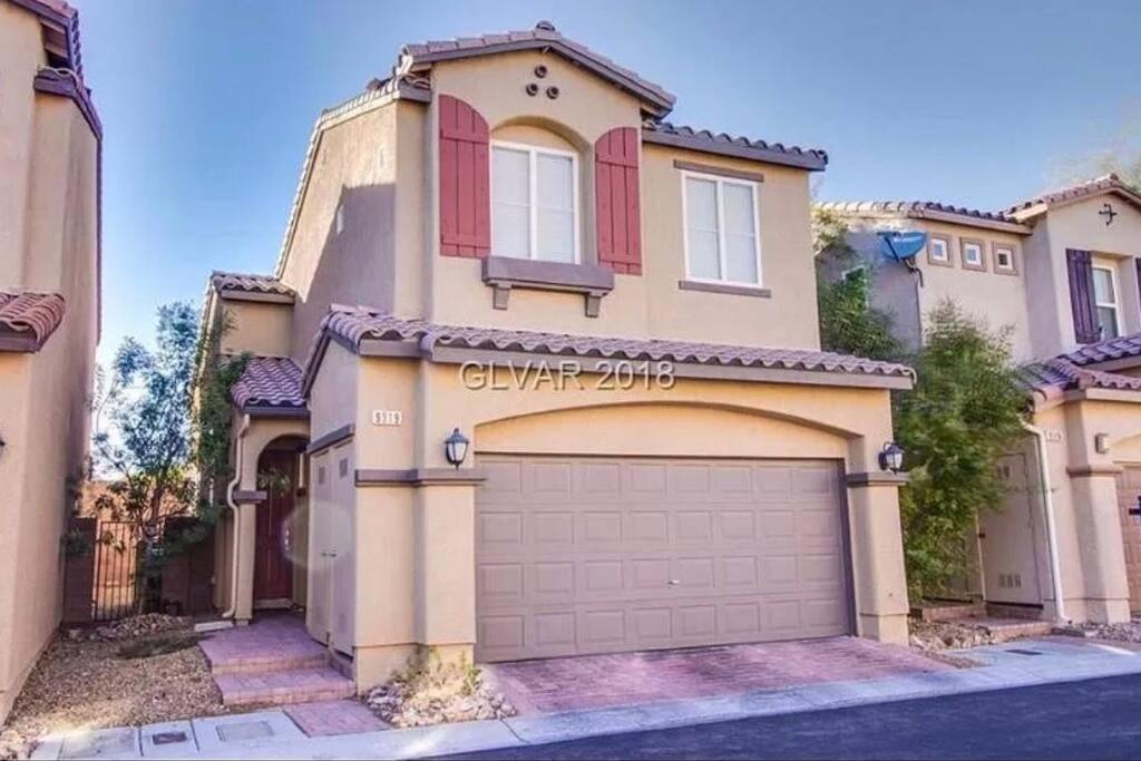 Holiday home Beautiful In Southwest Area Mountains Edge! *