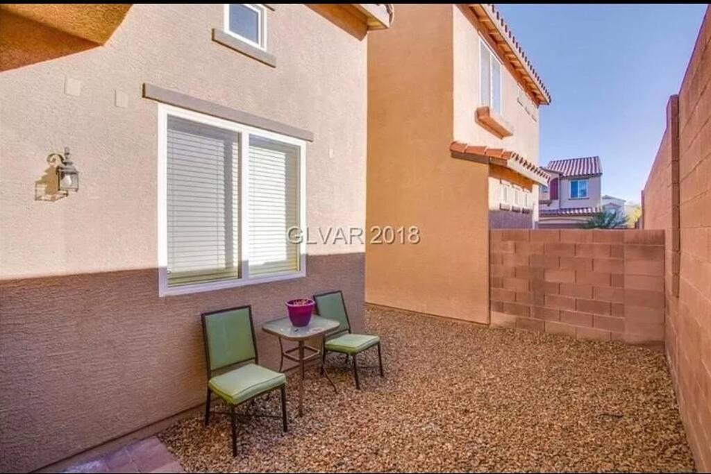 Holiday home Beautiful In Southwest Area Mountains Edge!