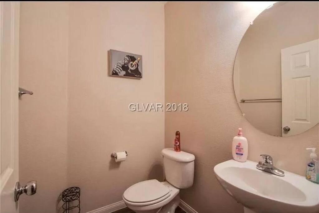 Beautiful In Southwest Area Mountains Edge! Holiday home Las Vegas