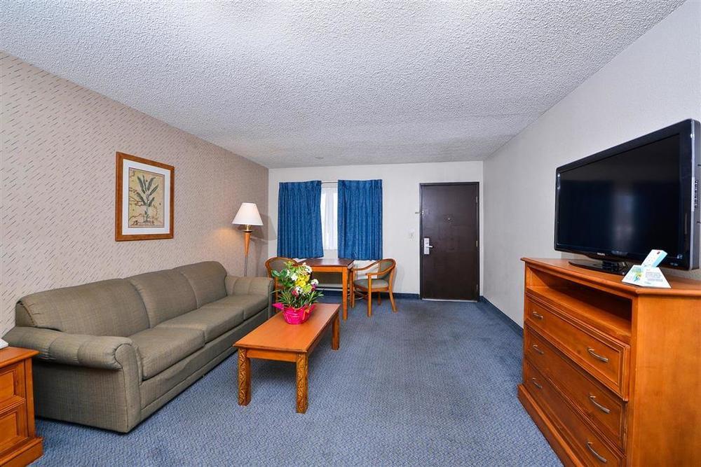 Americas Value Downtown Vegas Hotel