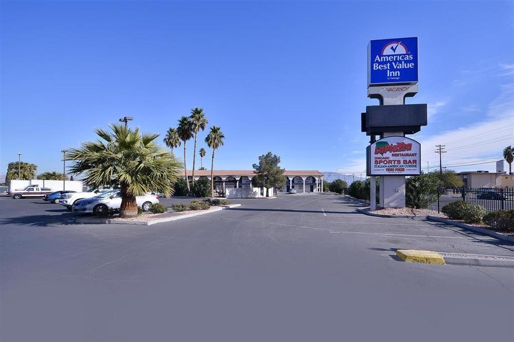 Americas Value Downtown Vegas 2*