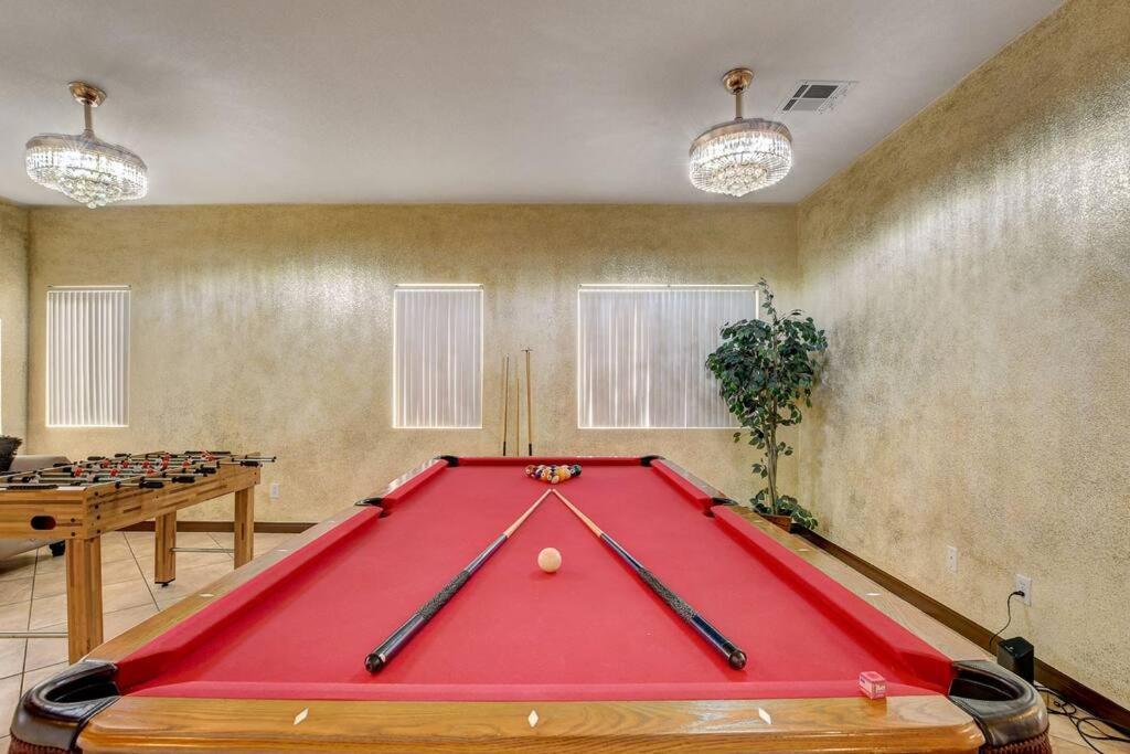 Unique Home! Pool, Jacuzzi 20 Percent Off For Longterm 420 Friendly Outside Only Las Vegas