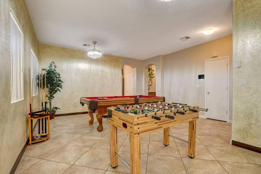 Holiday home Unique Home! Pool, Jacuzzi 20 Percent Off For Longterm 420 Friendly Outside Only Las Vegas
