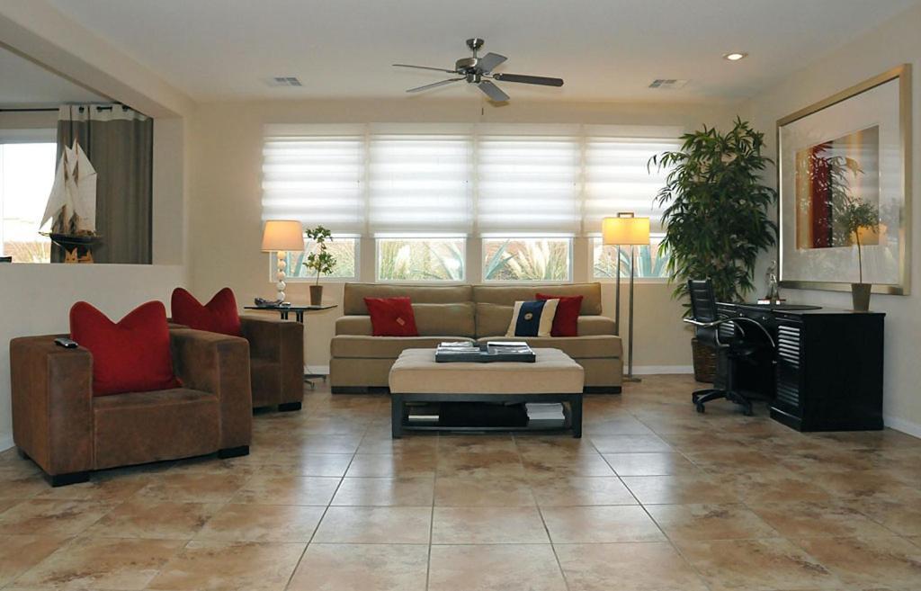 The Key West Vegas House With Private Pool! Holiday home Las Vegas