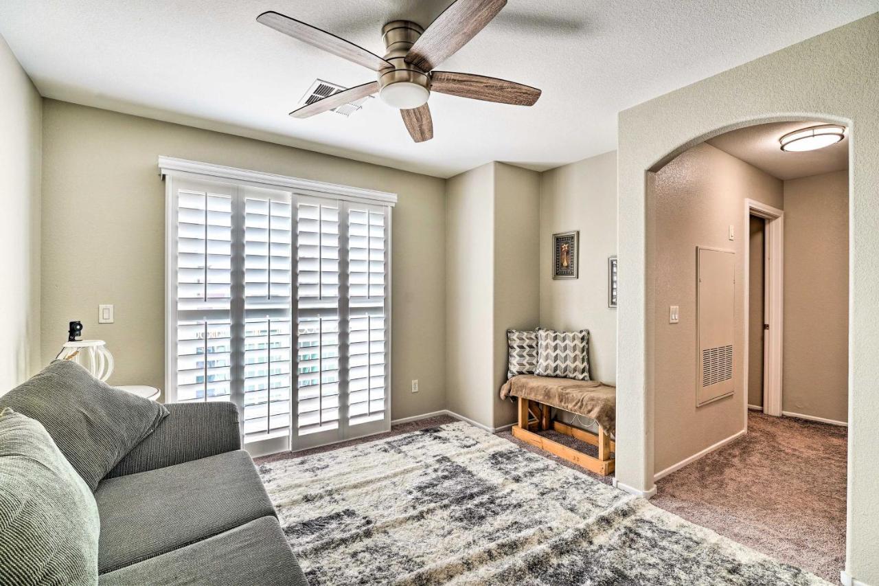 Ferienhaus Stylish House With Patio, 8 Mi To Vegas Strip! Las Vegas