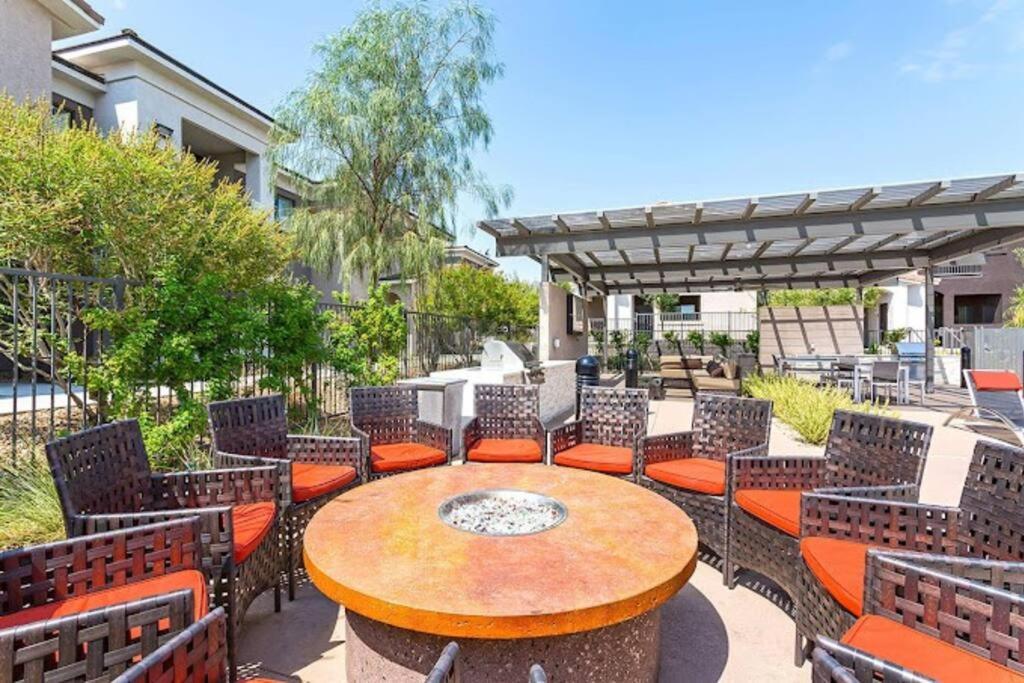 Luxury Oasis Extended Apartment Las Vegas