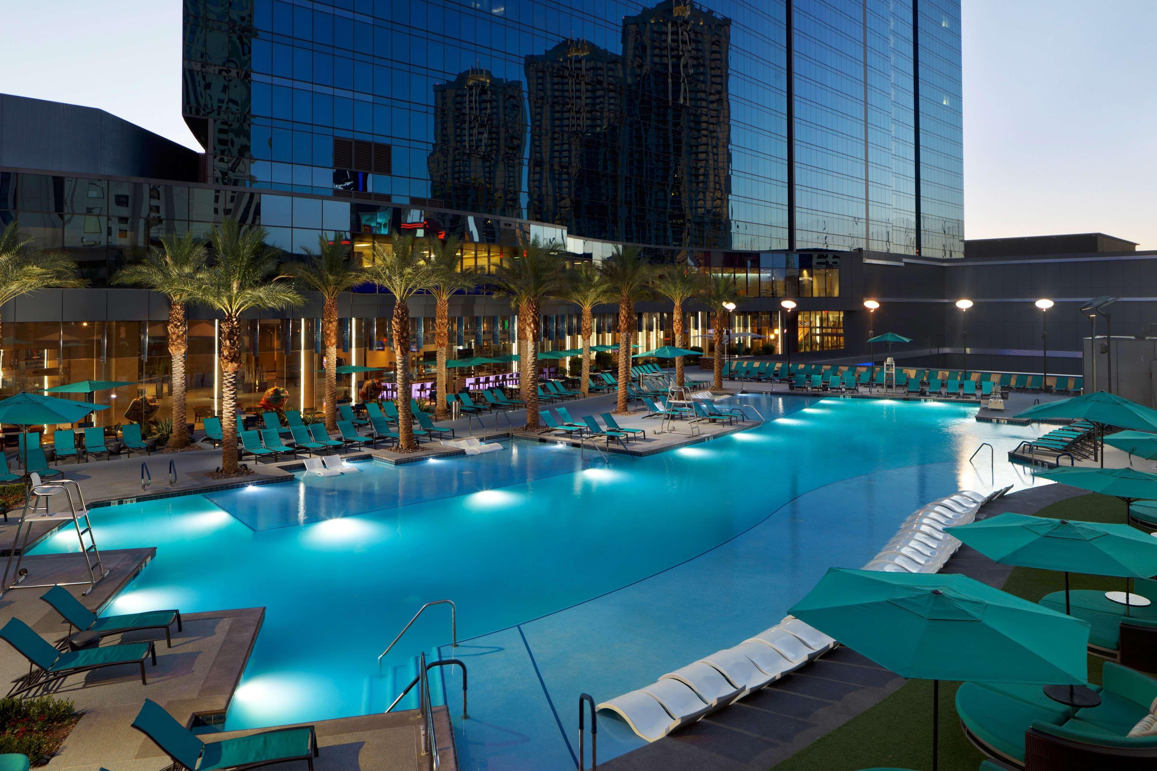 Hilton Grand Vacations Club Elara Center Strip Vegas Resort 3*