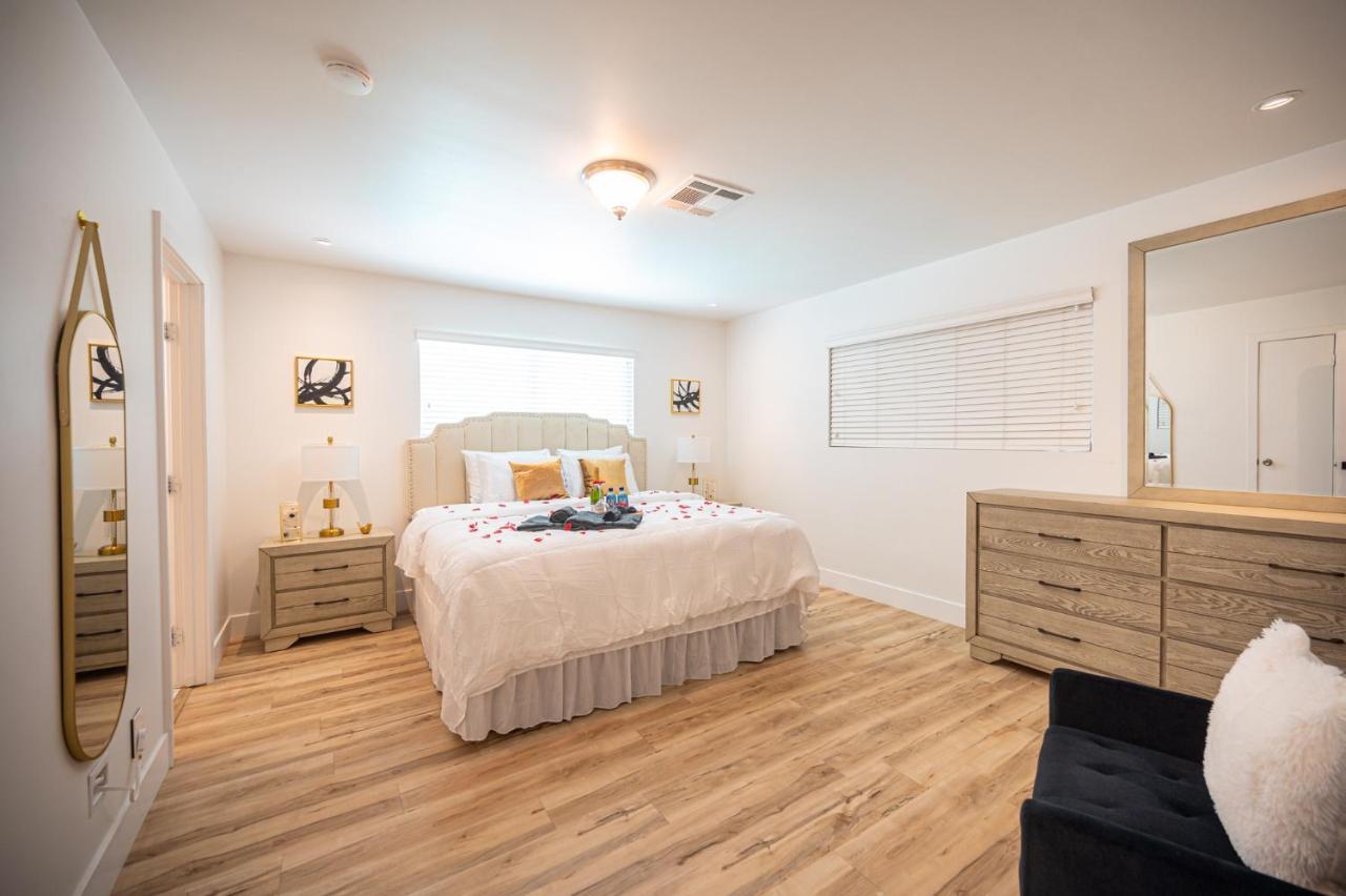 Brand New Home- Center Location Apartment *