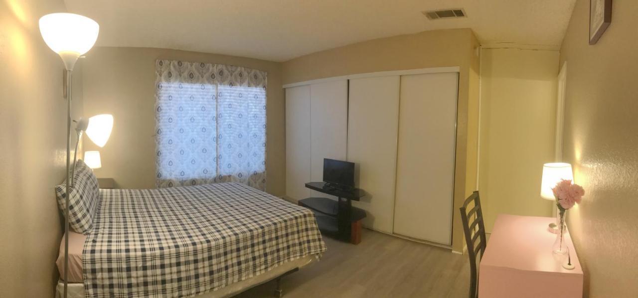 Independent Bedroom With Private Bathroom#2 *