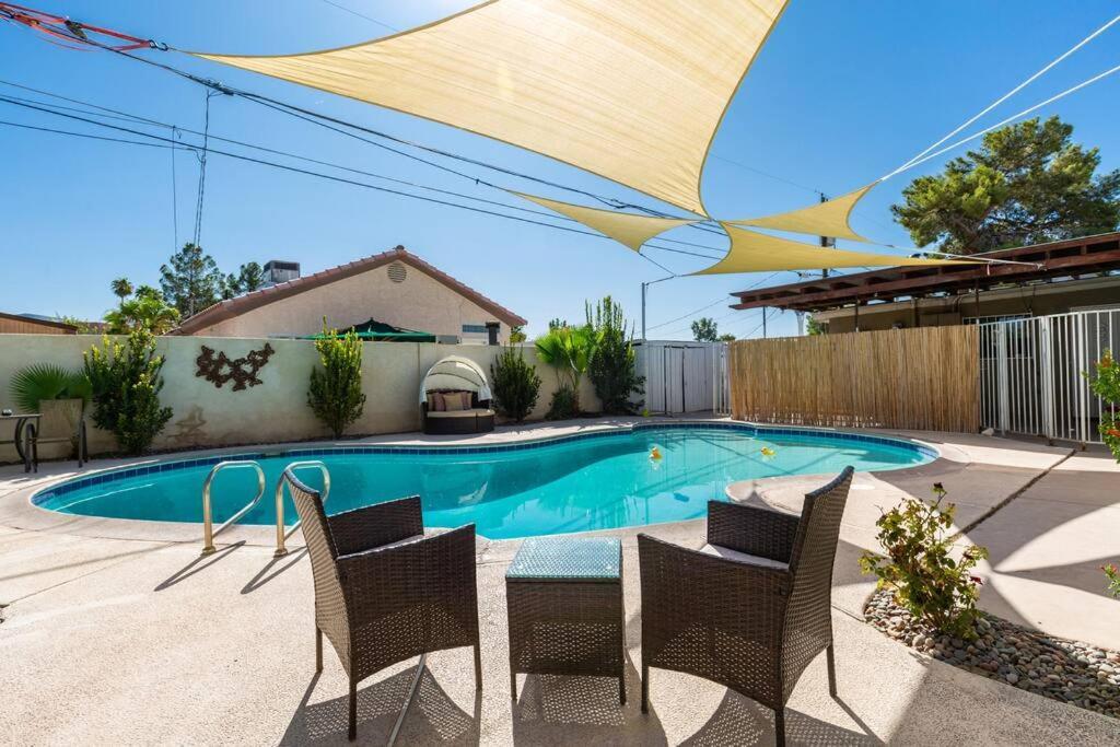 Phoenix House Great For Groups!!! *