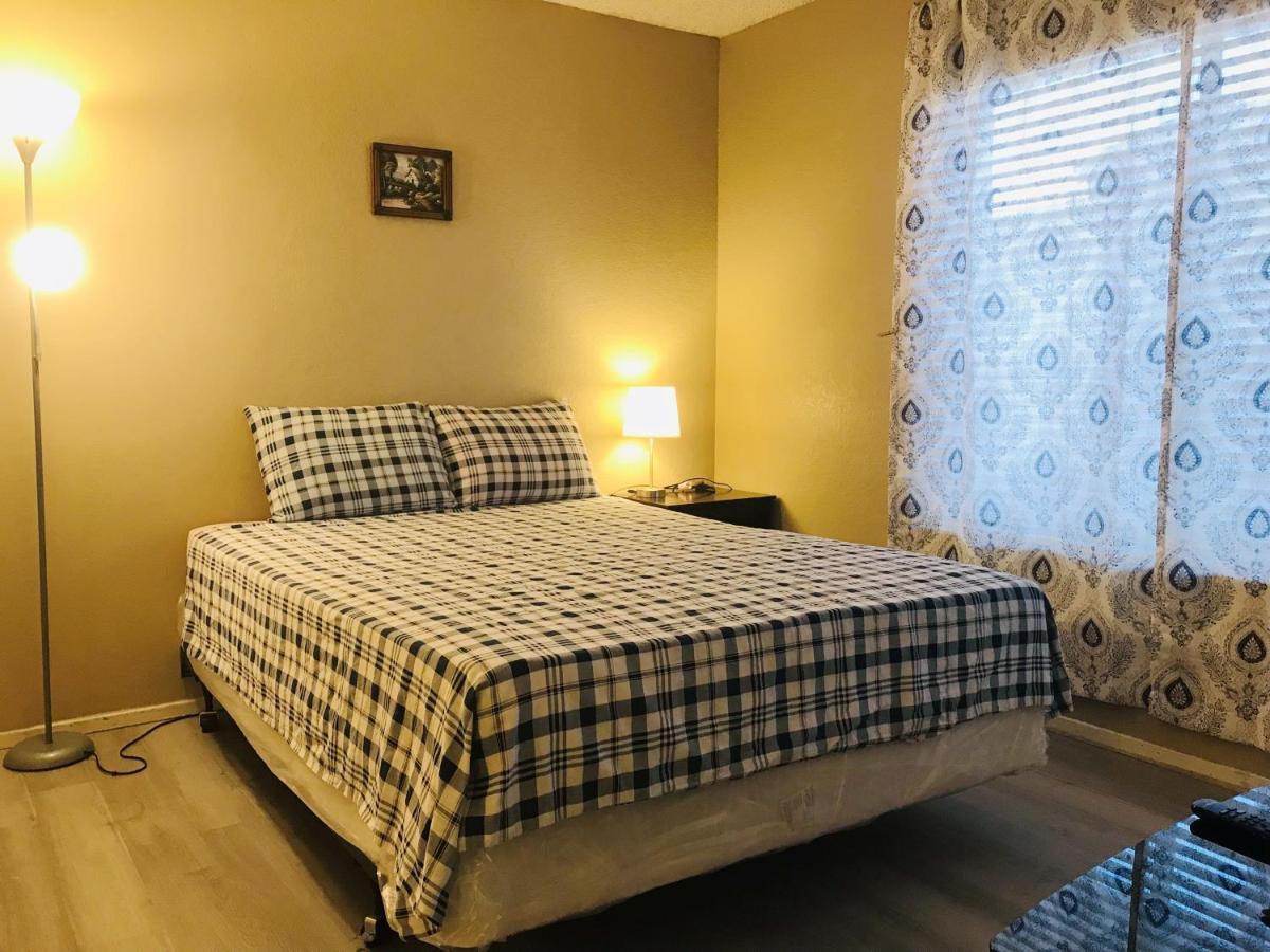 Independent Bedroom With Private Bathroom#2 Guest house