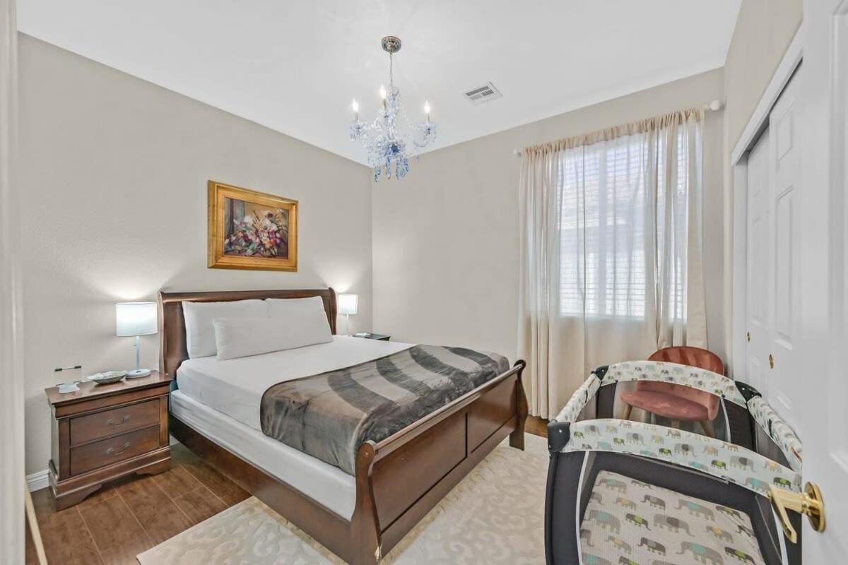 Stunning 4br Getaway W Pool, Hot Tub, & Firepit Holiday home *