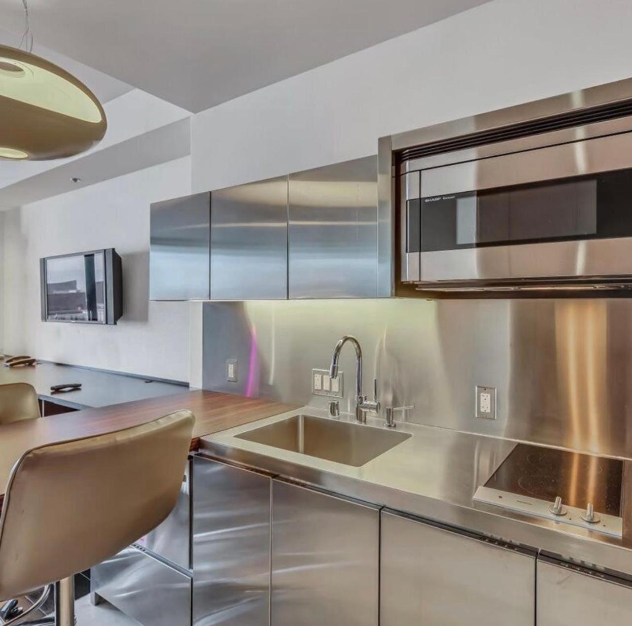 Palms Place Residential Tower Hotel 5*
