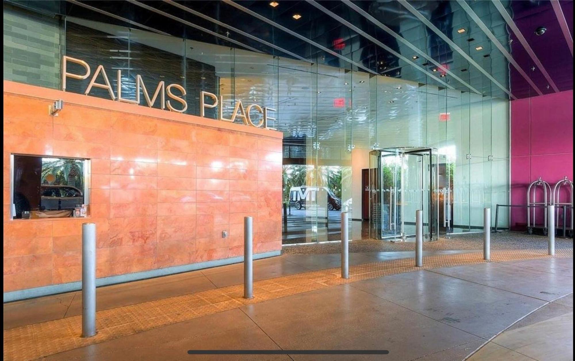 Hotel Palms Place Residential Tower