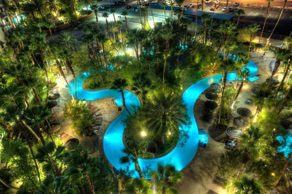 Tahiti Village & Las Vegas