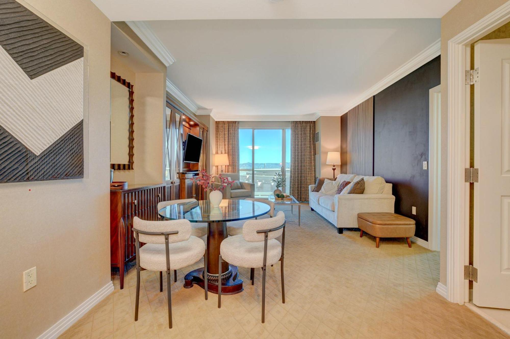 Aparthotel Luxe 1br 2bth Mgm Signature Balcony Las Vegas