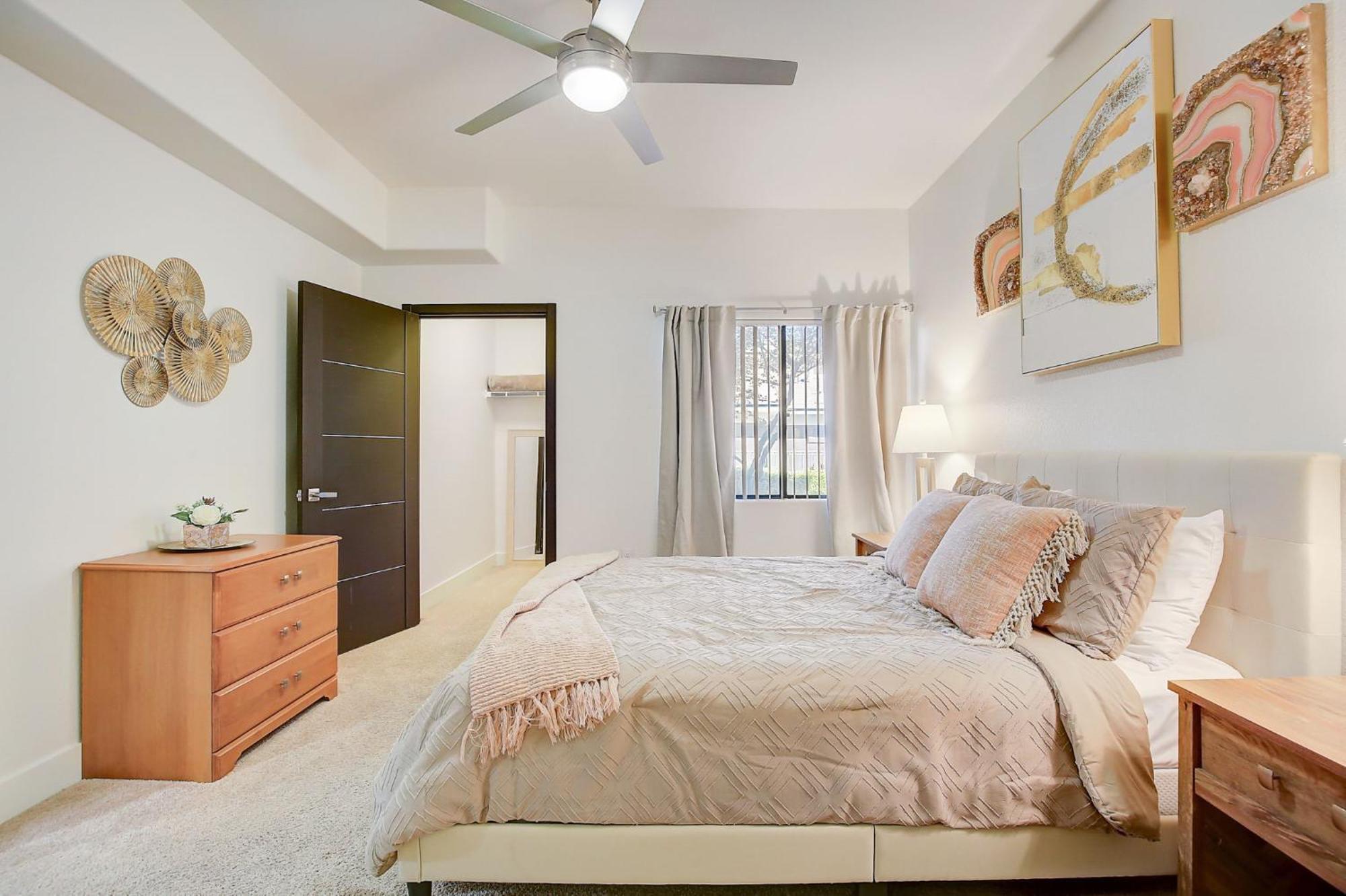 Luxury Oasis Extended * Las Vegas