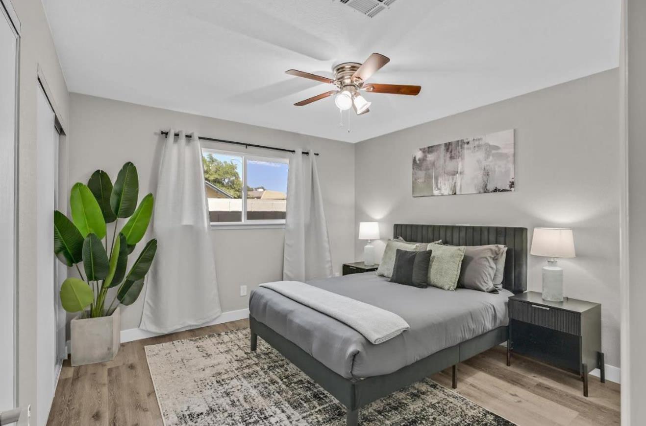 4br Vegas Gem W Pool, Close To Strip, Airport Holiday home