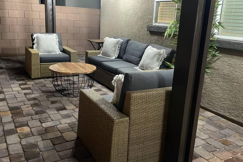 New,and Modern Close To The Strip * Las Vegas
