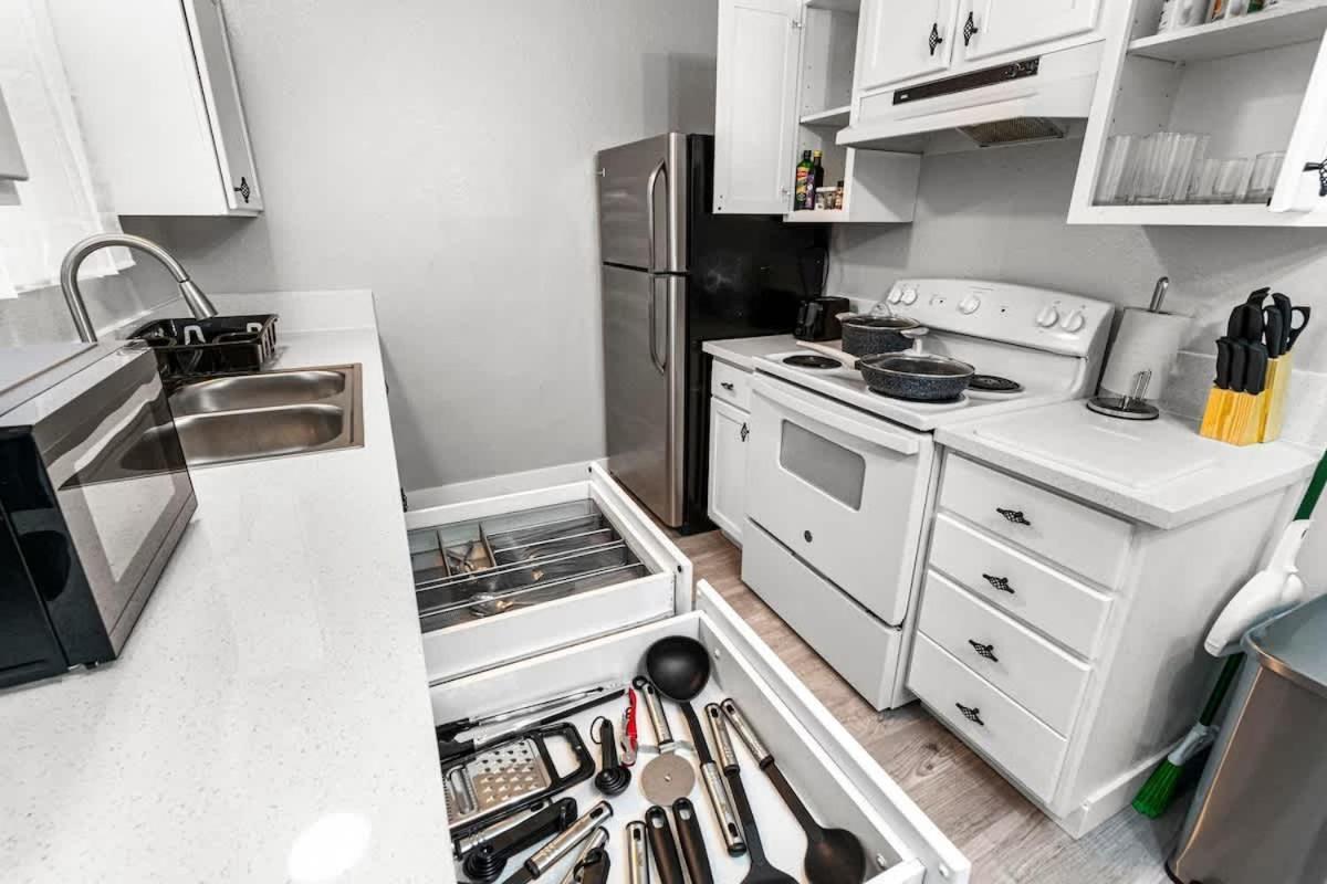 Ferienhaus Cozy 1 Bed Sleeps 4! Near Strip Perfect Getaway! *