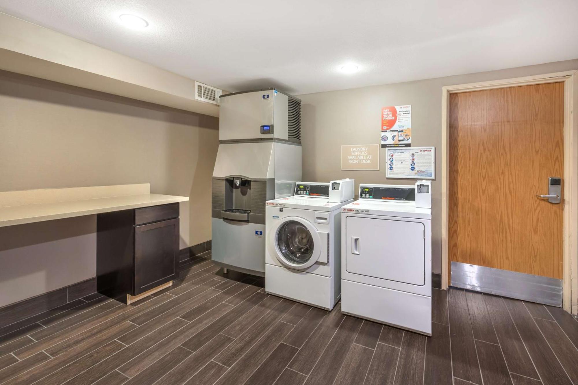 Western North Vegas Inn&suites 3*