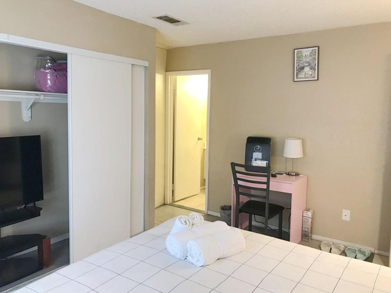 Guest house Independent Bedroom With Private Bathroom#2 Las Vegas