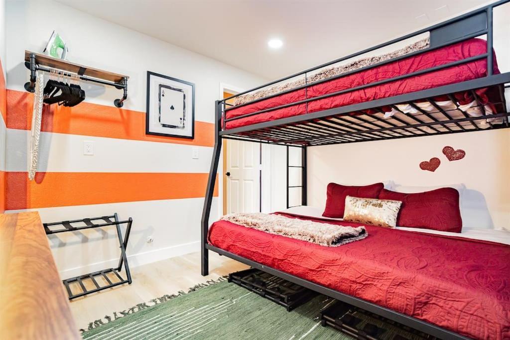 Star Unit 5- New Downtown Haven Boutique Vegas Oasis Holiday home