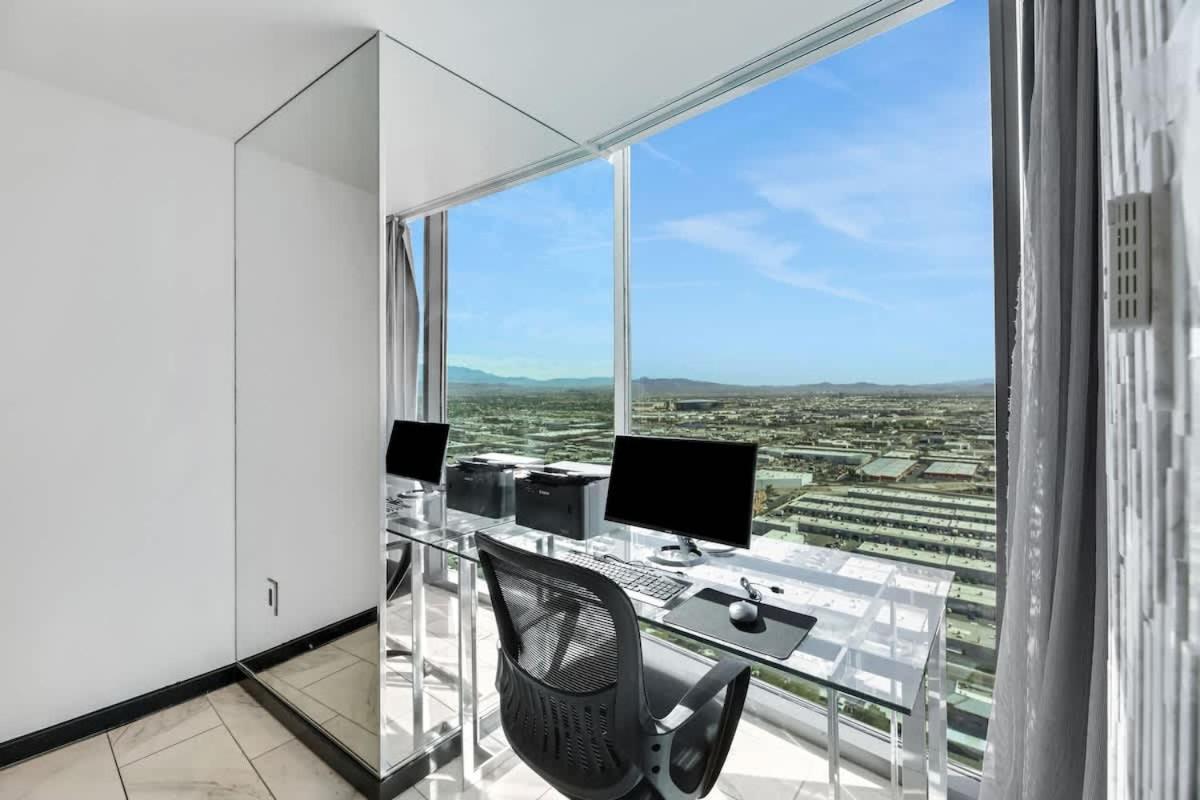 1 Bedroom Luxury On 35 Floor With Amazing Strip Views Apartment