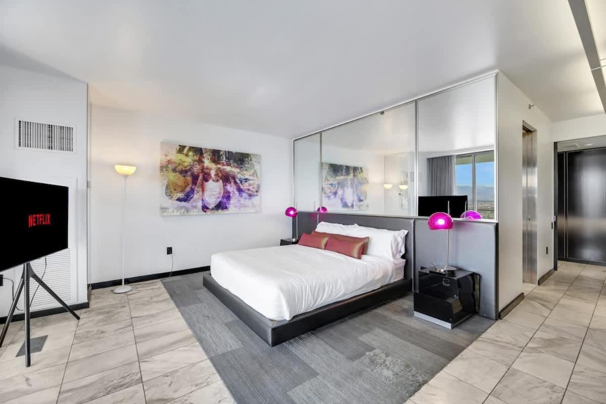 Apartment 1 Bedroom Luxury On 35 Floor With Amazing Strip Views Las Vegas