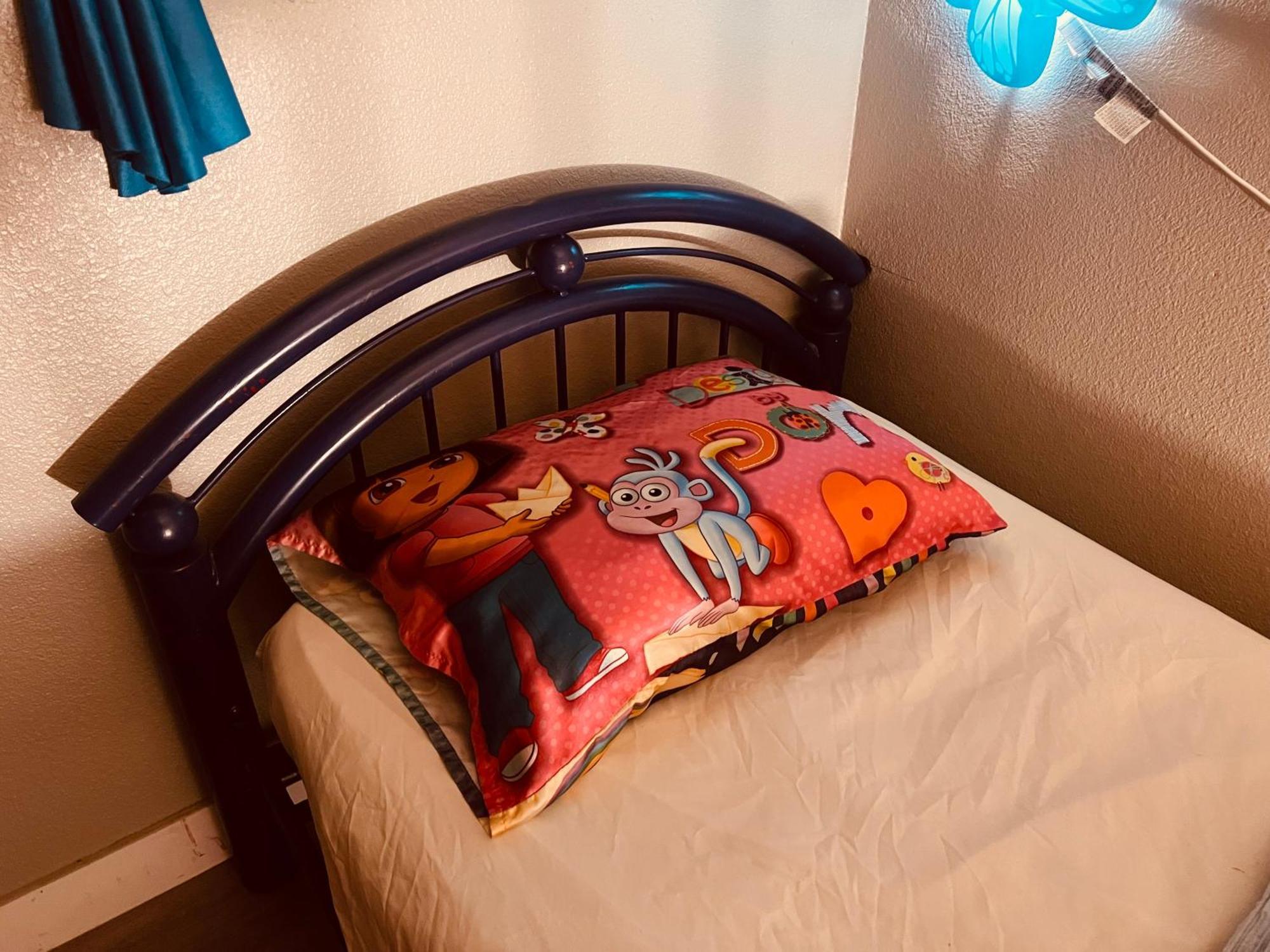 Vegas Simple Bed Share Homestay