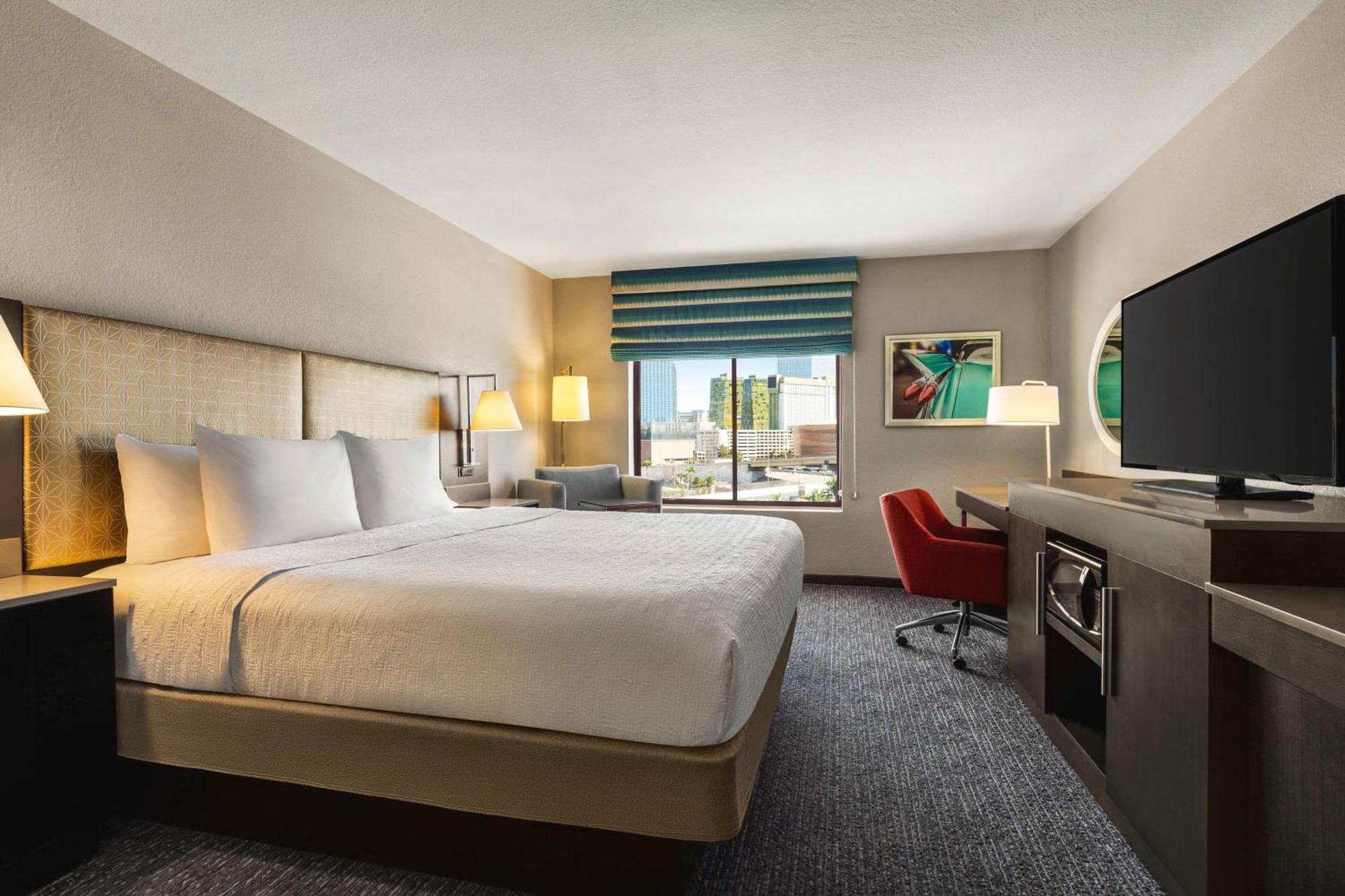 Hotel Hampton Tropicana 3*