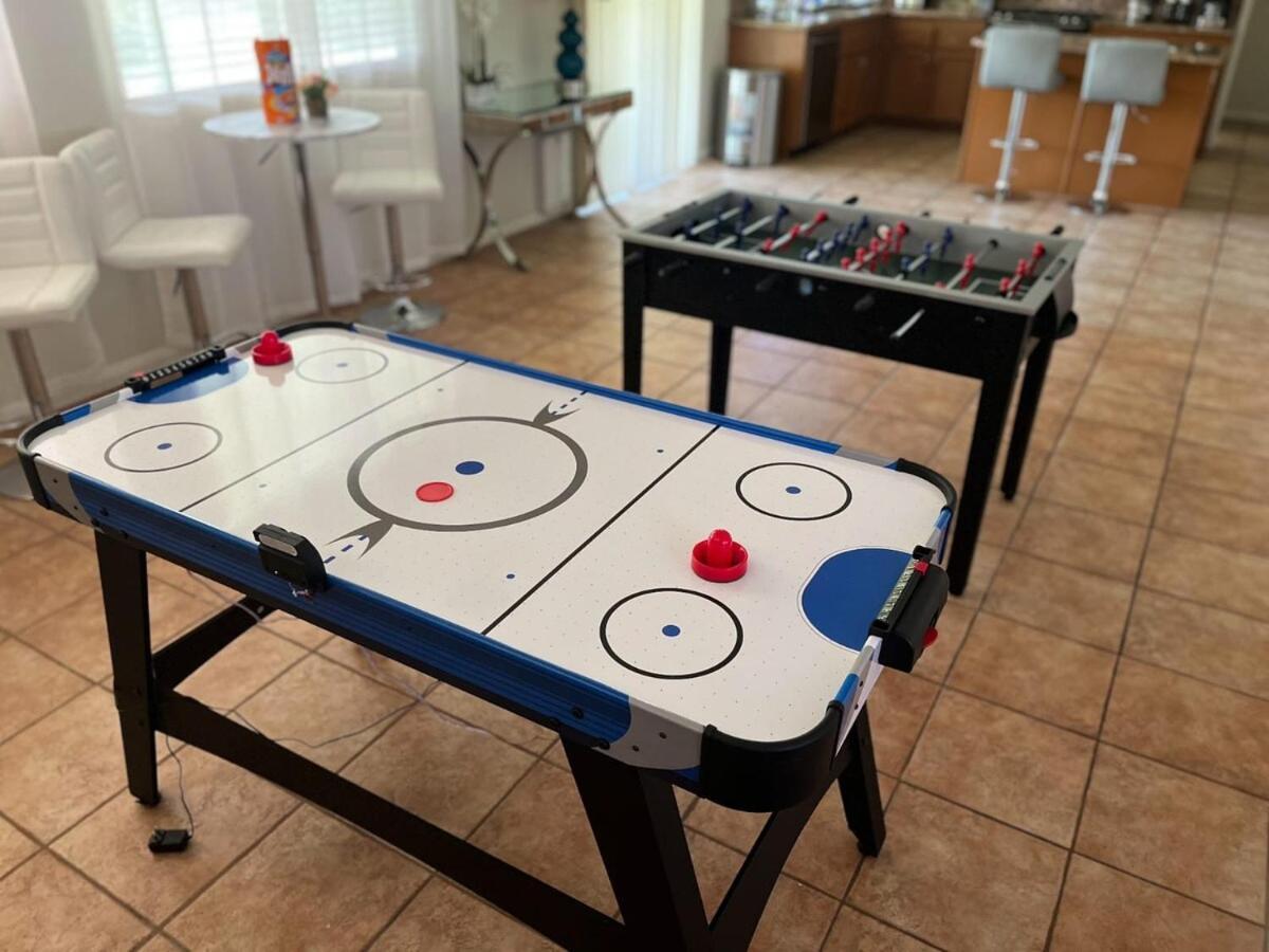 Relaxing Vegas With Bbq & Games *