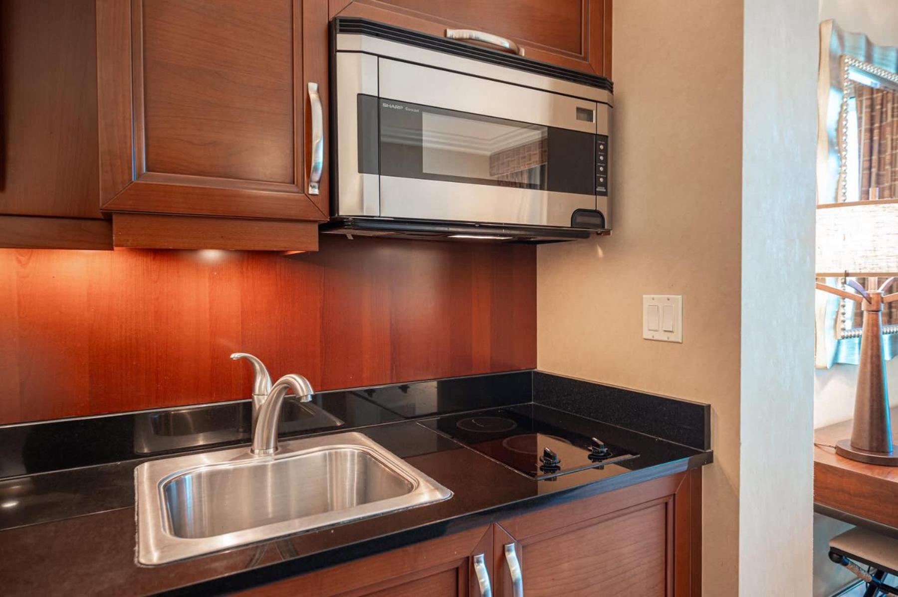 No Fee Stripview Balcony+ Free Valet+ Pool Las Vegas